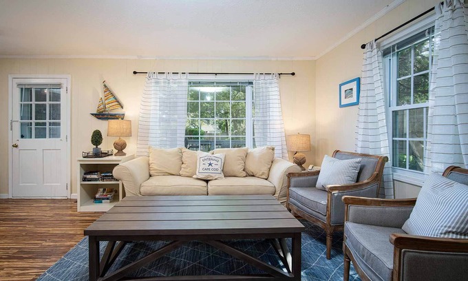 Hyannis Apartamento | ¡NUEVO LISTADO! Captain Gosnold Village - Casa de campo de 1 dormitorio (16A) - A pie de la playa y de la calle principal