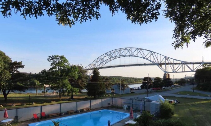 Sagamore Beach Casa | Walk to Cape Cod Canal with Private Association Pool