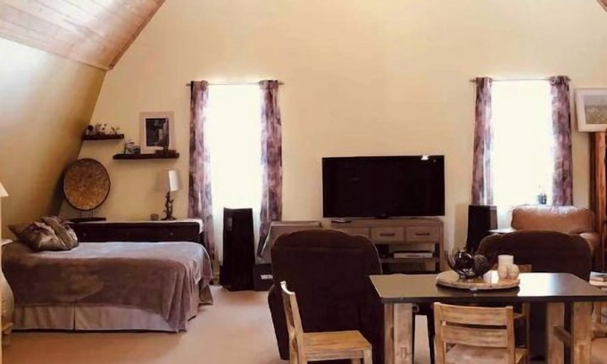 Williamsburg Casa | Walk to Elk Rapids.Close to Traverse & Charlevoix