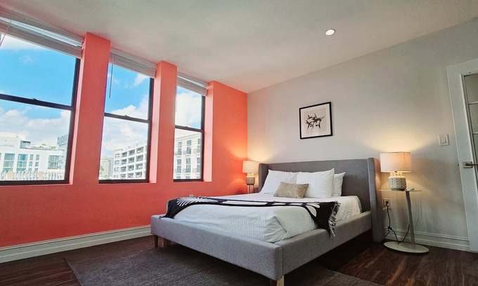 Palm Beach - West Palm Beach Apartamento | Walk to Everything From The Lofts Suite 402