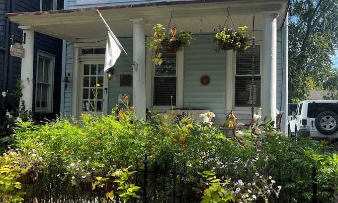 Annapolis Cabaña | Walk to Everything - Historic Art’s District