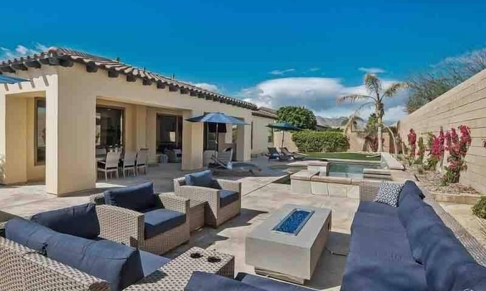 Indio Villa | 5 Bdrm-modern Desert Escape