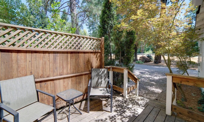 Cobb Cabina | Walk to Golf Course: Cobb Mountain Nature Escape