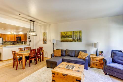 Purgatory Apartamento | Walk to Ski Lift Condo with Hot Tub in Durango!