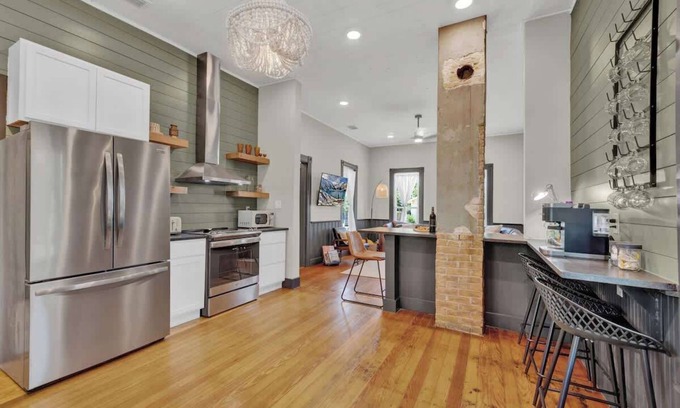 New Braunfels Casa | Walk to Schlitterbahn with Firepit