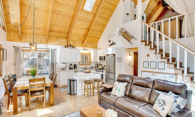 Summit Estates Cabina | Near Chairlift & Shuttle: Big Bear Lake Cabin!