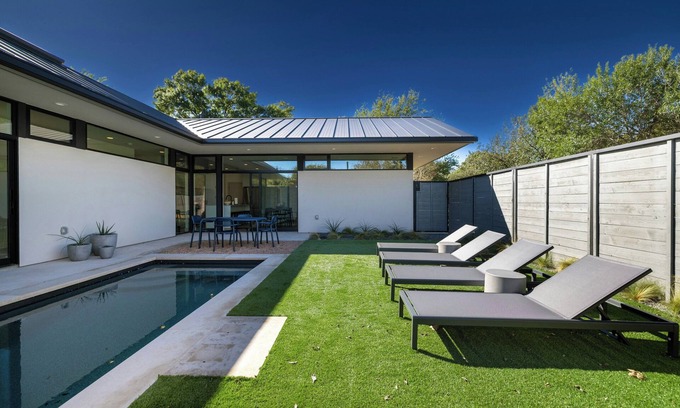 Travis Heights Casa | Walk to SOCO + Private Pool - Ember A!