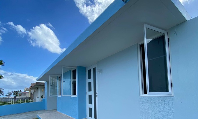 Punta Santiago Casa | Walk to the Beach taking in the Ocean Breeze