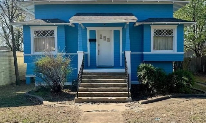 Pawhuska Casa | Walk to the Mercantile, downtown, Osage Nation offices, Osage Tribal Museum!