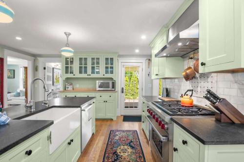 Orleans Apartamento | Walk to Town Fully Renovated
