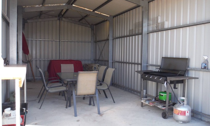 Port Vincent Casa | Walk to Wharf, beach and shops. Large Shed for boat or extra dining