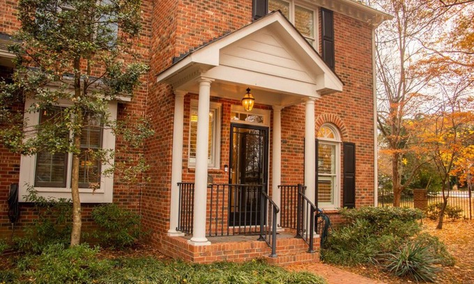 East Mordecai Neighborhood Casa | Walkable 2 BR in Mordecai | Close to Everything