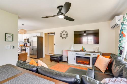 Redding Casa | Walkable and Bright Bungalow in Dtwn Redding!