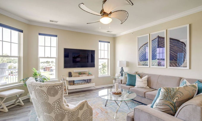 Cambridge Condominio | Walkable Condo w/ Drawbridge Views in Cambridge
