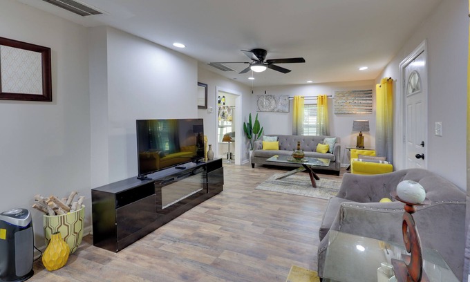 Greenville Casa | Walkable Greenville Home Near Dtwn