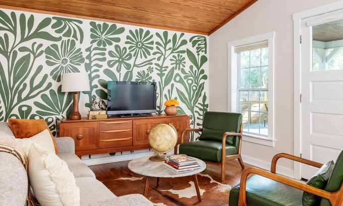 Govalle Casa | Walkable, Prime East Austin Location | Casa Cherico