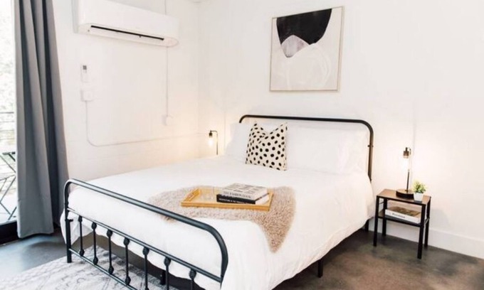 Poncey-Highland Apartamento | <THE MYLO> Walkable Rooftop Skyline Dreamy