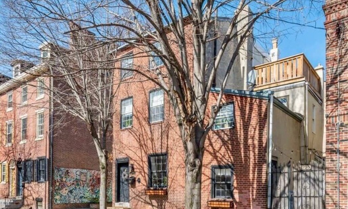 Washington Square West Casa | Walkers Paradise 3BR Trinity Heart of Philly!