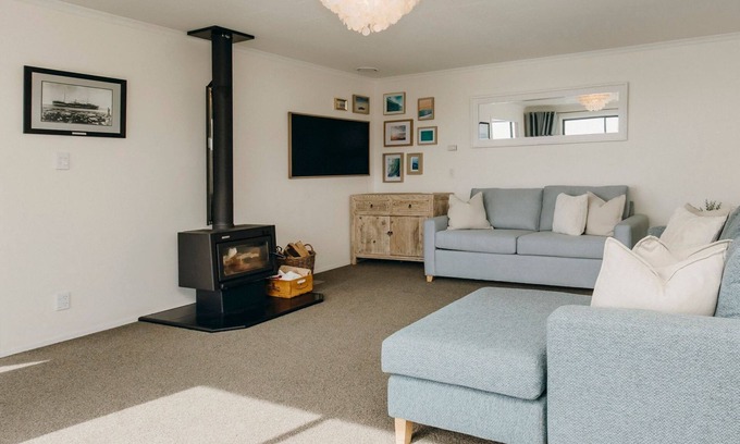Bell Block Casa | WANAKA BAY WATERFRONT