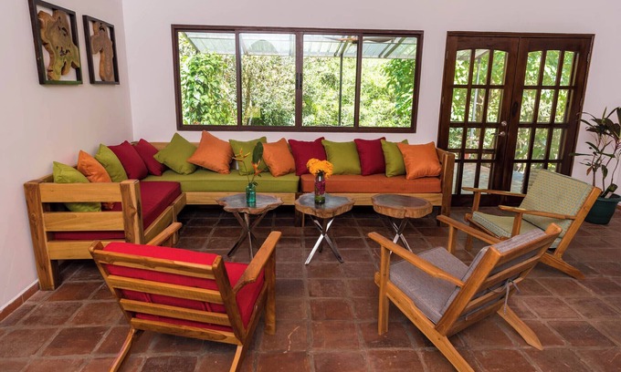 Hato Viejo Casa | Wanakaset 2 bedrooms riverfront house w/ Private Garden & Shared Pool, 4 pax