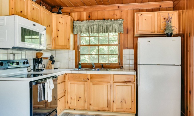 St Croix Falls Cabina | Wannigan Point Cabin #4