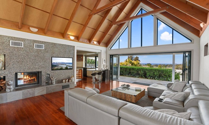 Ingleside Casa | Waratah Retreat a country retreat by the sea