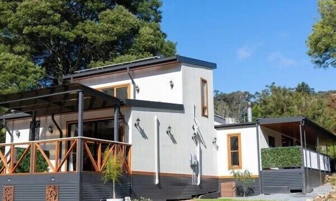 East Warburton Casa | Warburton 4 bedroom house near all of Warburton attractions, right on the yarra