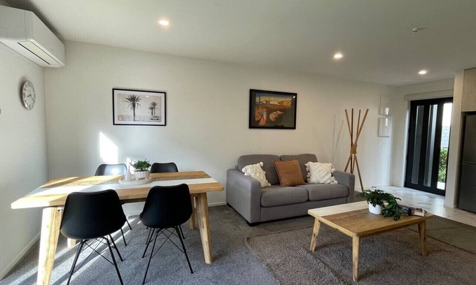 Merivale Casa | Warm and Stylish 2BR Home