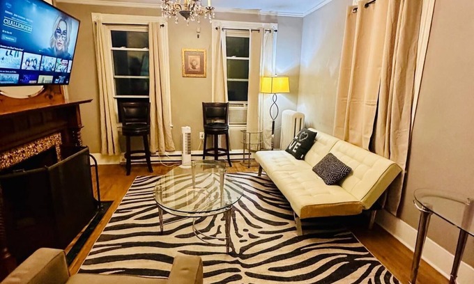 Milford Apartamento | Warm Cozy 1-bedroom apartment in Marvelous Milford with FAST WiFi &Free Parking