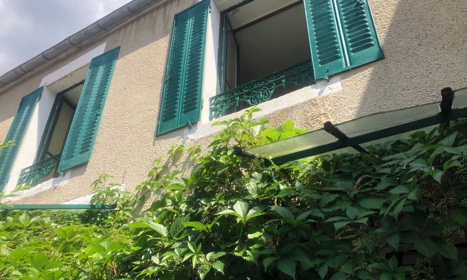 Chatel-Censoir Casa | Warm house, free wifi, private garden with flowers, 20 min. from Vézelay.