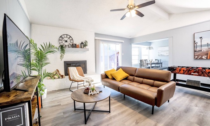 Watauga Casa | Warm & Inviting 4BR Home – Perfect for Families