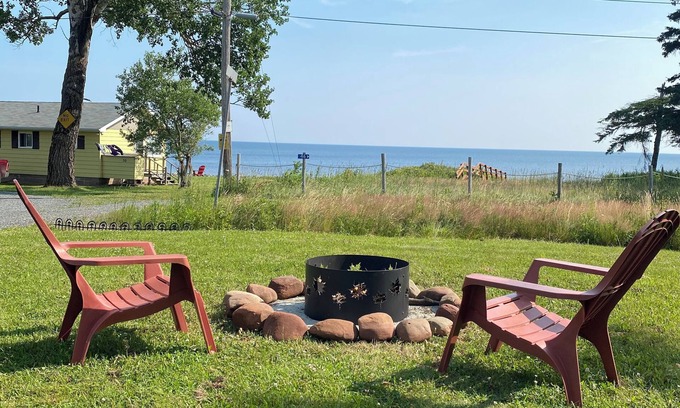 Port Howe Cabaña | Warm Ocean Waters | Cozy Cottage for Family Getaways