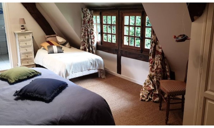 Trouville-sur-Mer Casa | Warm, quiet house with heated swimming pool