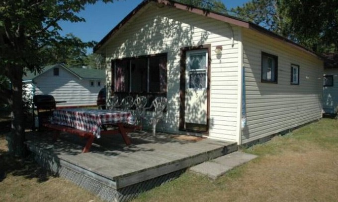 Wasaga Beach Cabaña | Cabañas de Oak Haven - cabañas frente al mar