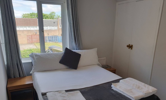 Washington Casa | Washington's Diamond 3 Bedroom House Sleeps 6Guest