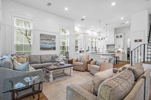 Watercolor Casa | Watchtower Walk