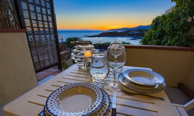 San Stefano Apartamento | Cerdeña, Villasimius Monovano frente al mar en la exclusiva bahía de Cala Caterina