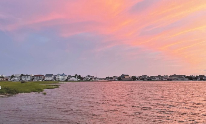 North Ocean City Casa | Water front, open bay views from both decks!!