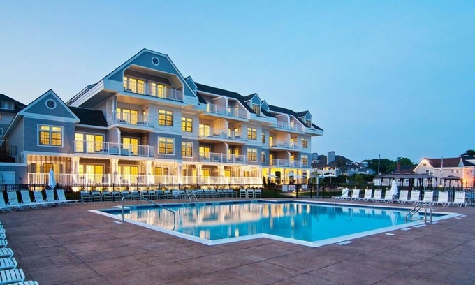 Westbrook Center Complejo | Water's Edge Resort y spa con piscina cubierta y al aire libre y playa. Condo Sleeps 6