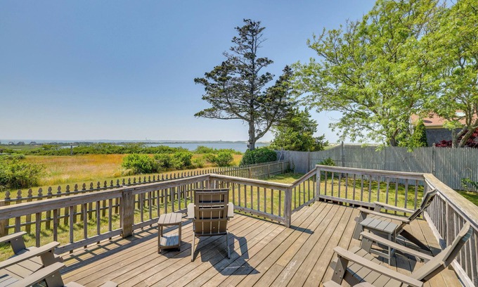 North Truro Casa | Water-View Beach House in Truro, Great for Groups!