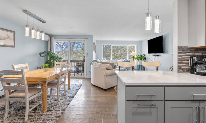Mashpee Casa | Water View Home with Hot Tub, Balcony, Pool & Tennis