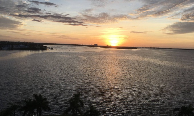 Palma del Mar Condominio | Vista del agua Vivir en la Bahía de Tampa - Ver delfines y manatíes desde el balcón