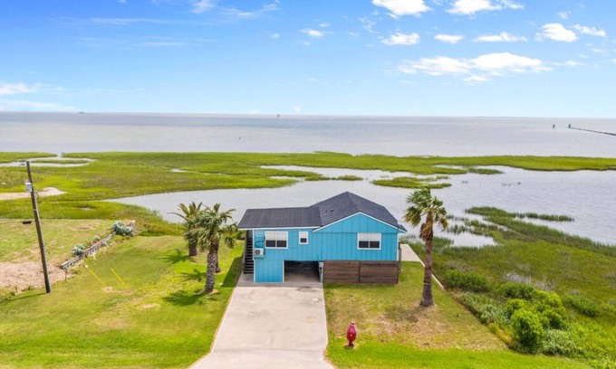 Port O Connor Casa | WATER VIEWS Jetty Joint 2 Pets 4xtra Fees