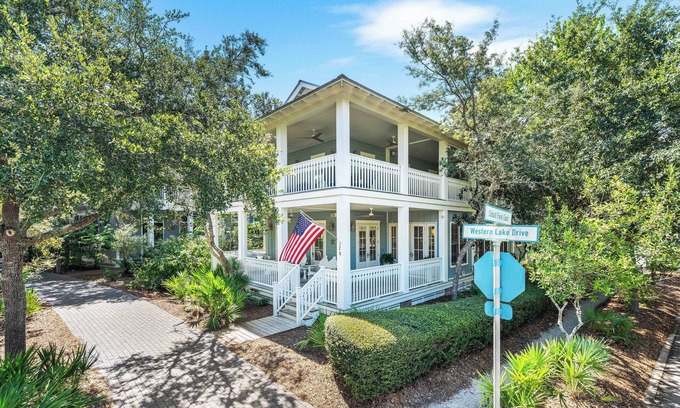 Watercolor Casa | WaterColor Park District Luxury | Exclusive Beach Club Access + Golf Cart