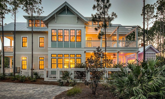 Forest District Casa | Watercolor Reunions by Five Star Properties