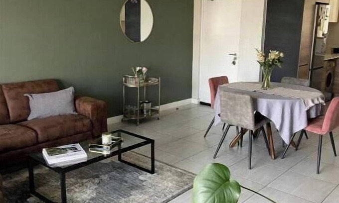 Greater Johannesburg Metropolitan Area Apartamento | Waterfall City 5min to MallofAfrica BackupPower
