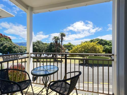 Akaroa Apartamento | Waterfront 2-Bedroom Harbour View Apartment