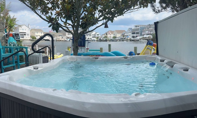 Seaside Heights Villa | 40-80' Feet Private Waterfront XL 2ndFL 2/3 Bedroom 2.5 bath Jacuzzi Arcade Dock