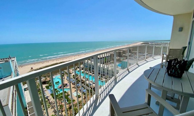 South Padre Island Apartamento | Waterfront Breeze and SpaceX views from Sapphire 1602