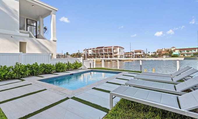 South Padre Island Casa | WATERFRONT BAY Home With Private Pool & Private Boat Dock! Luxury Townhouse!